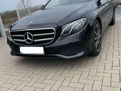 Schwarz Gebraucht 2019 Mercedes E200 Avantgarde Limousine | 27.990 € (Fairer Preis)
