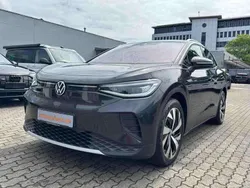 Grau Gebraucht 2021 VW ID.4 SUV | 29.350 € (Etwas zu teuer)