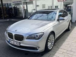 Silber Gebraucht 2009 BMW 750L Performance Limousine | 11.200 € (Superpreis)