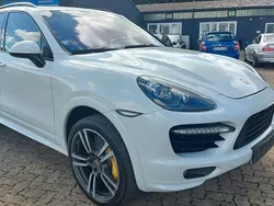 Weiß Gebraucht 2013 Porsche Cayenne Turbo S SUV | 34.990 €