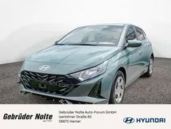 Mangrove green Neu 2025 Hyundai i20 Select Kleinwagen | 19.790 € (Guter Preis)