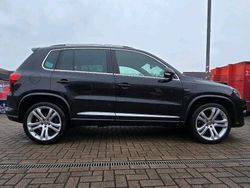Schwarz Gebraucht 2014 VW Tiguan R-line SUV | 16.800 € (Etwas zu teuer)