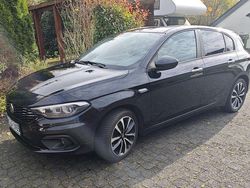 Schwarz Gebraucht 2020 Fiat Tipo Lounge Limousine | 11.490 € (Fairer Preis)