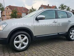 Silber Gebraucht 2010 Nissan Qashqai Acenta SUV | 5.900 € (Fairer Preis)