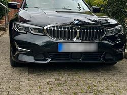 Schwarz Gebraucht 2019 BMW 330e Limousine | 27.000 € (Teuer)