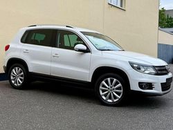 Weiß Gebraucht 2011 VW Tiguan Sportline SUV | 10.990 € (Etwas zu teuer)