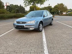 Braun Gebraucht 2004 Ford Mondeo Ghia Limousine | 2.500 €