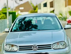 Silber Gebraucht 2003 VW Golf IV Kleinwagen | 1.250 € (Fairer Preis)