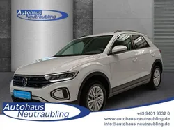 (weiß) pure white Gebraucht 2024 VW T-Roc Life SUV | 21.780 € (Guter Preis)