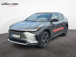 Palladiumsilber metallic/dach Gebraucht 2023 Toyota bZ4X Comfort SUV | 47.980 €