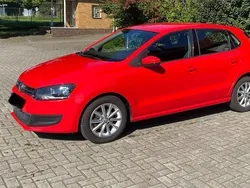 Rot Gebraucht 2010 VW Polo Kleinwagen | 5.500 € (Teuer)