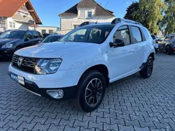 Weiß Gebraucht 2017 Dacia Duster Black Shadow SUV | 15.490 € (Fairer Preis)