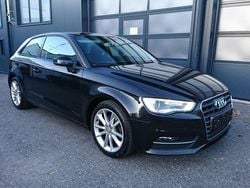 Schwarz Gebraucht 2014 Audi A3 Ambition Limousine | 8.990 € (Guter Preis)
