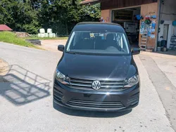 Schwarz Gebraucht 2017 VW Caddy Van / Kleinbus | 20.100 € (Fairer Preis)