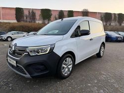 Weiss Gebraucht 2022 Renault Rapid Limousine | 19.990 €