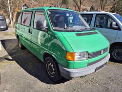 Grün Gebraucht 1993 VW T4 Van | 2.000 €