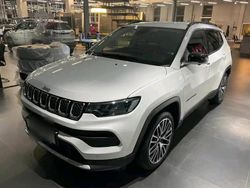 Weiß Gebraucht 2021 Jeep Compass Limited SUV | 21.300 € (Fairer Preis)