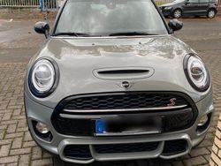 Grau Gebraucht 2019 Mini Cooper S Sport Kleinwagen | 26.000 €