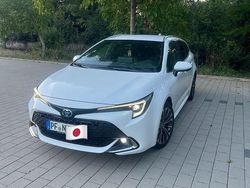 Weiß Gebraucht 2023 Toyota Corolla Team Kombi | 26.800 € (Guter Preis)