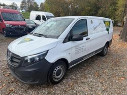 Weiß Gebraucht 2021 Mercedes Vito Van / Kleinbus | 9.818 € (Superpreis)