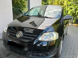 Schwarz Gebraucht 2005 VW Fox Kleinwagen | 1.700 € (Etwas zu teuer)