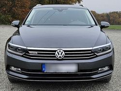 Grau Gebraucht 2016 VW Passat Highline Kombi | 13.900 € (Fairer Preis)