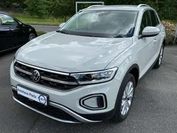 Ascotgrau Gebraucht 2024 VW T-Roc Edition SUV | 27.500 € (Guter Preis)
