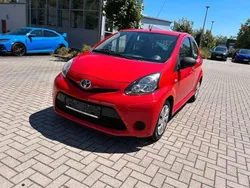 Rot Gebraucht 2014 Toyota Aygo Cool Kleinwagen | 6.590 € (Fairer Preis)