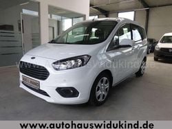 Weiß Gebraucht 2020 Ford Tourneo Courier Van / Kleinbus | 15.990 € (Fairer Preis)