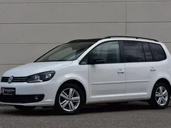Weiß Gebraucht 2013 VW Touran Match Van / Kleinbus | 6.490 € (Superpreis)