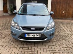 Blau Gebraucht 2008 Ford Focus Titanium Limousine | 2.800 € (Fairer Preis)