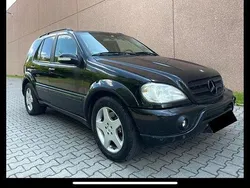 Schwarz Gebraucht 2003 Mercedes ML55 AMG AMG SUV | 3.500 €