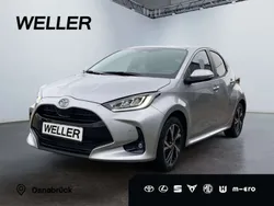 Shimmering silber 214 Neu 2025 Toyota Yaris Hybrid Comfort Kleinwagen | 23.390 € (Guter Preis)