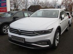 Weiß Gebraucht 2023 VW Passat Alltrack Kombi | 32.980 € (Fairer Preis)