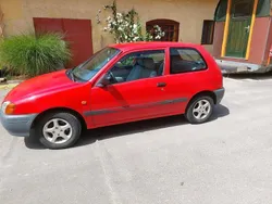 Rot Gebraucht 1997 Toyota Starlet Kleinwagen | 1.550 €