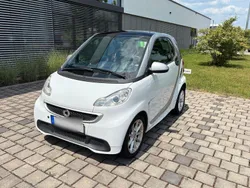 Weiß Gebraucht 2012 Smart ForTwo Coupé Passion Coupé | 5.950 € (Fairer Preis)