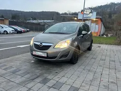 Braun Gebraucht 2010 Opel Meriva Edition Van / Kleinbus | 5.999 € (Teuer)