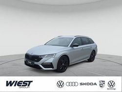Brilliantsilber metallic Gebraucht 2022 Skoda Octavia RS Kombi | 27.880 € (Fairer Preis)