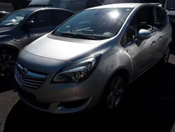 Silber Gebraucht 2014 Opel Meriva Innovation Van / Kleinbus | 7.900 € (Etwas zu teuer)