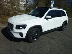 Mercedes GLB200