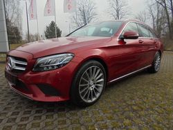 Rot Gebraucht 2020 Mercedes C180 Avantgarde Limousine | 26.990 € (Guter Preis)