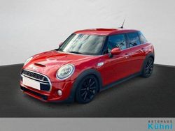 Blazing red ii metallic (metallic) Gebraucht 2017 Mini Cooper SD Kleinwagen | 13.790 € (Etwas zu teuer)