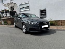 Grau Gebraucht 2019 Audi A3 Ambiente Limousine | 16.700 € (Guter Preis)