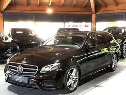 Obsidianschwarz metalliclack Gebraucht 2018 Mercedes E220 AMG line Kombi | 28.900 € (Guter Preis)