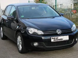 Schwarz Gebraucht 2010 VW Golf VI Highline Limousine | 7.990 € (Etwas zu teuer)