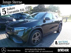 Schwarz Gebraucht 2022 Mercedes EQA250 AMG SUV | 29.950 € (Fairer Preis)