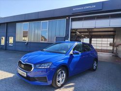 Energy blau Gebraucht 2023 Skoda Fabia Active Kleinwagen | 18.200 € (Fairer Preis)
