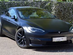 Schwarz Gebraucht 2024 Tesla Model S Long Range Limousine | 69.990 € (Fairer Preis)