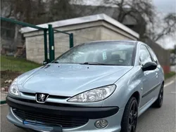 Blau Gebraucht 2000 Peugeot 206 S16 Kleinwagen | 3.500 €
