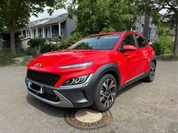 Rot Gebraucht 2022 Hyundai Kona Prime SUV | 22.900 € (Etwas zu teuer)